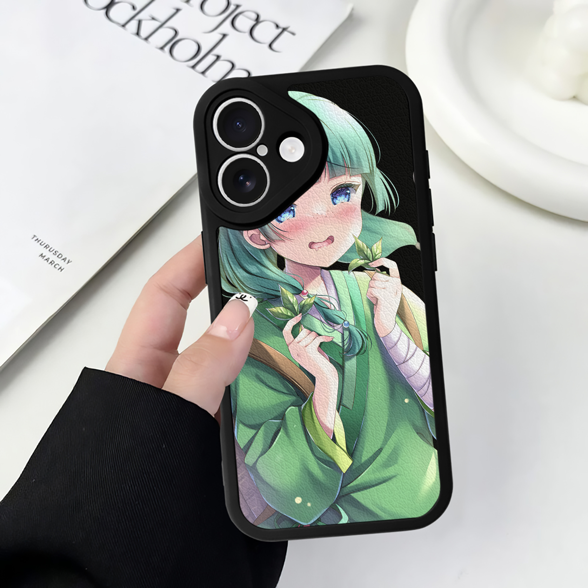 （画像用） 薬屋のひとりごと The Apothecary Diaries 【iPhone 16シリーズ対応】シリコンスマホケース（レザー調） 材質：シリコン
